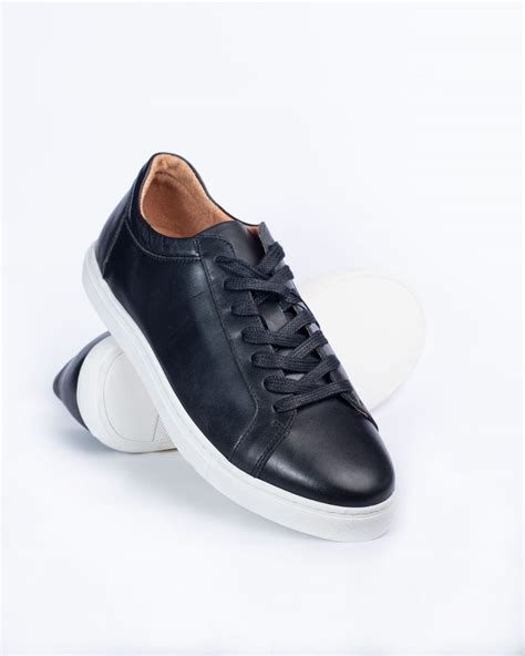 black trainers white sole men's.